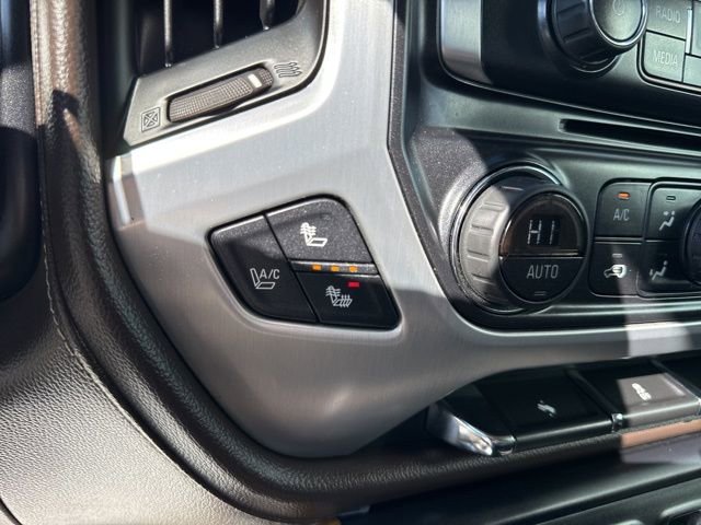 Used 2015 GMC Sierra 1500 SLT w/ SLT Crew Cab Value Package image 32