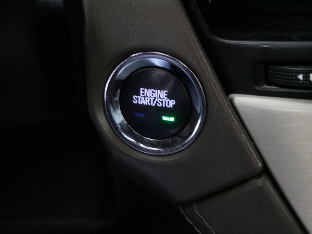 Used 2016 GMC Yukon Denali w/ Open Road Package image 28