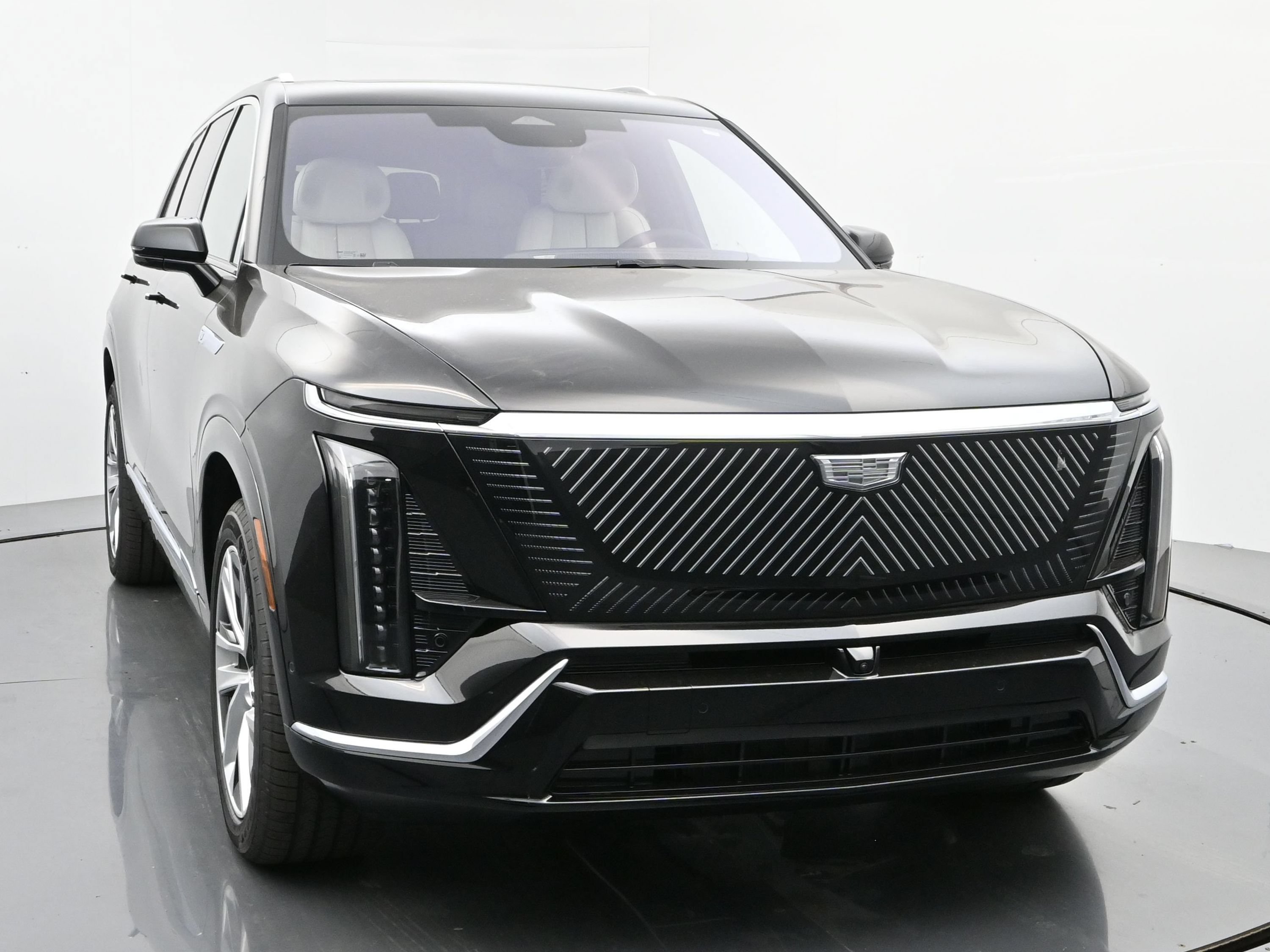 New 2026 Cadillac Vistiq Premium Luxury w/ LPO, Floor Liner Package AWD/4WD image 8