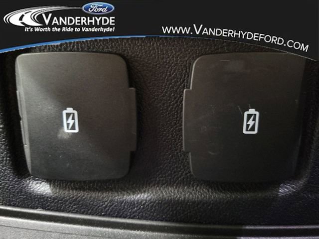 Used 2023 Lincoln Corsair Reserve w/ Equipment Group 201A image 14