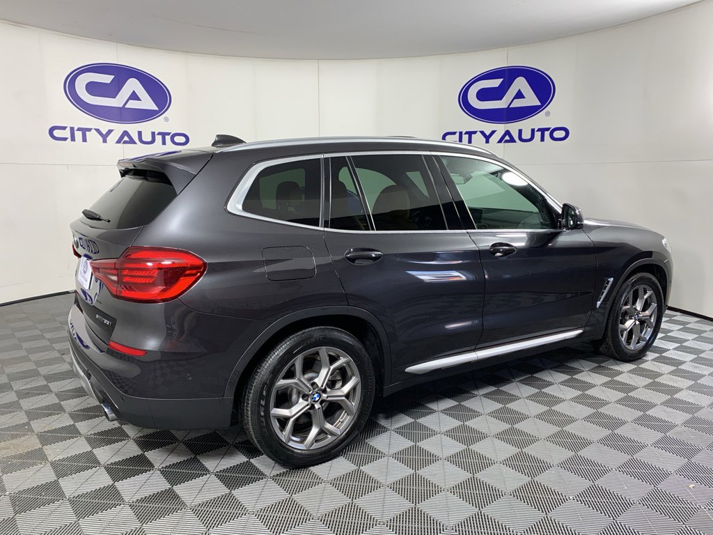 Used 2021 BMW X3 sDrive30i w/ Executive Package image 3