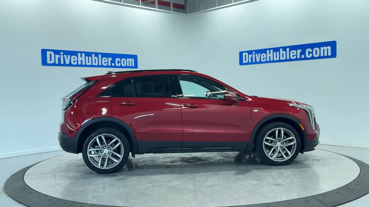 Used 2023 Cadillac XT4 Sport AWD/4WD image 3