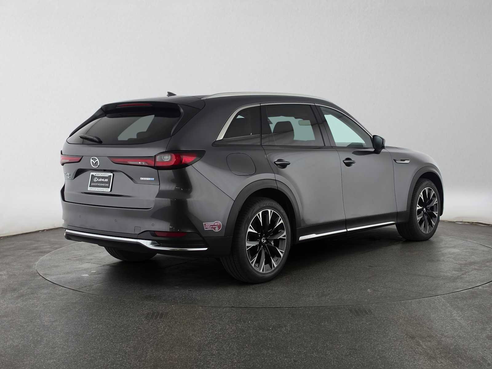 Used 2024 MAZDA CX-90 Plug-In Hybrid w/ Premium Plus AWD/4WD image 3