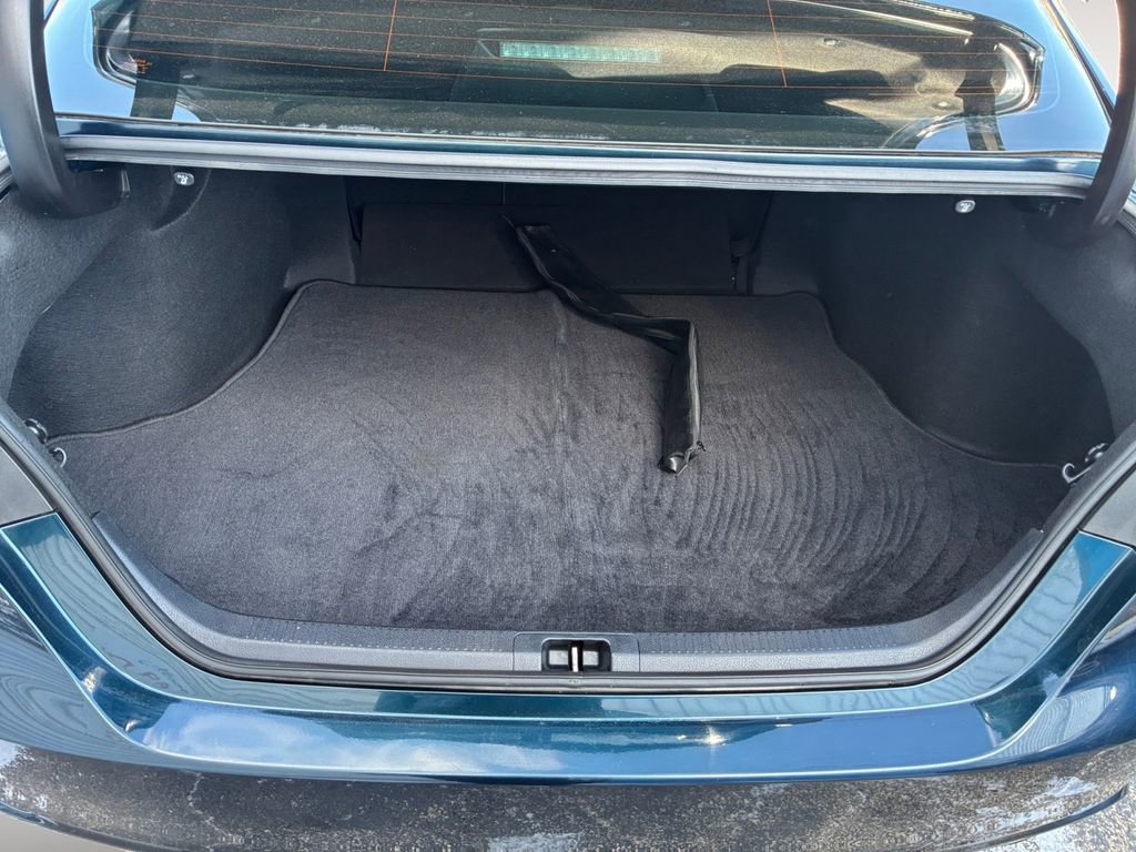 Used 2021 Toyota Camry SE w/ Convenience Package image 18