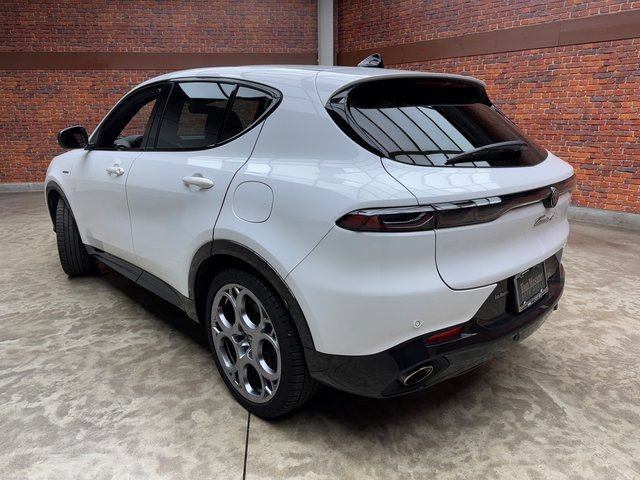 Used 2024 Alfa Romeo Tonale Ti AWD/4WD image 3