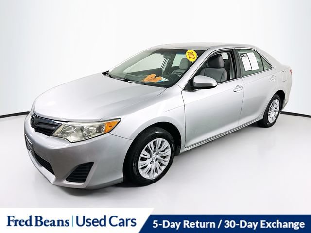 Used 2012 Toyota Camry LE FWD image 5