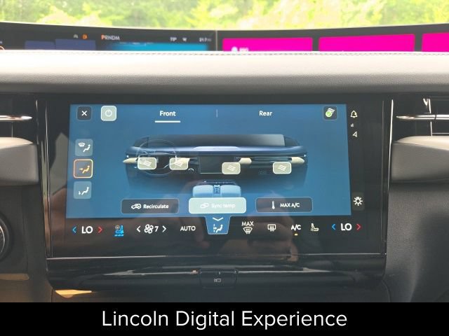 New 2027 Lincoln Navigator Reserve w/ Jet Appearance Package AWD/4WD image 43