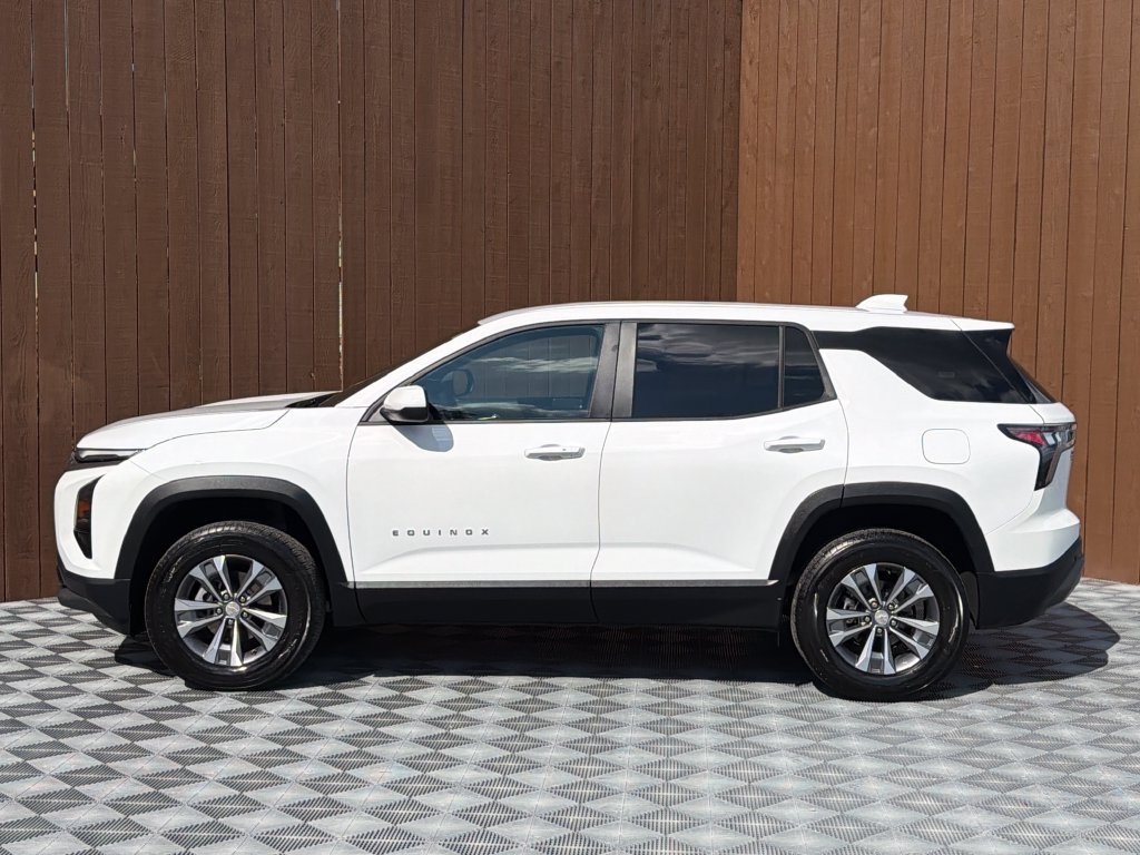 Used 2026 Chevrolet Equinox LT FWD image 14