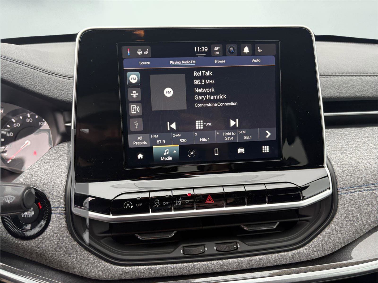 New 2026 Jeep Compass Latitude image 11