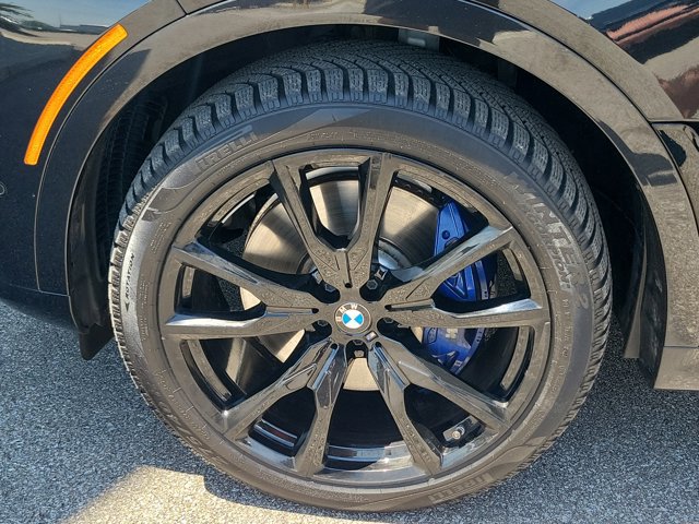Used 2024 BMW X7 M60i AWD/4WD image 10