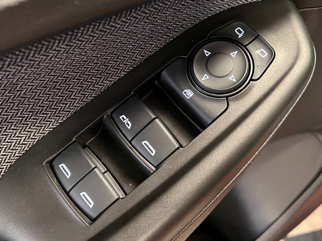 Used 2023 Chevrolet TrailBlazer LT w/ Convenience Package image 32