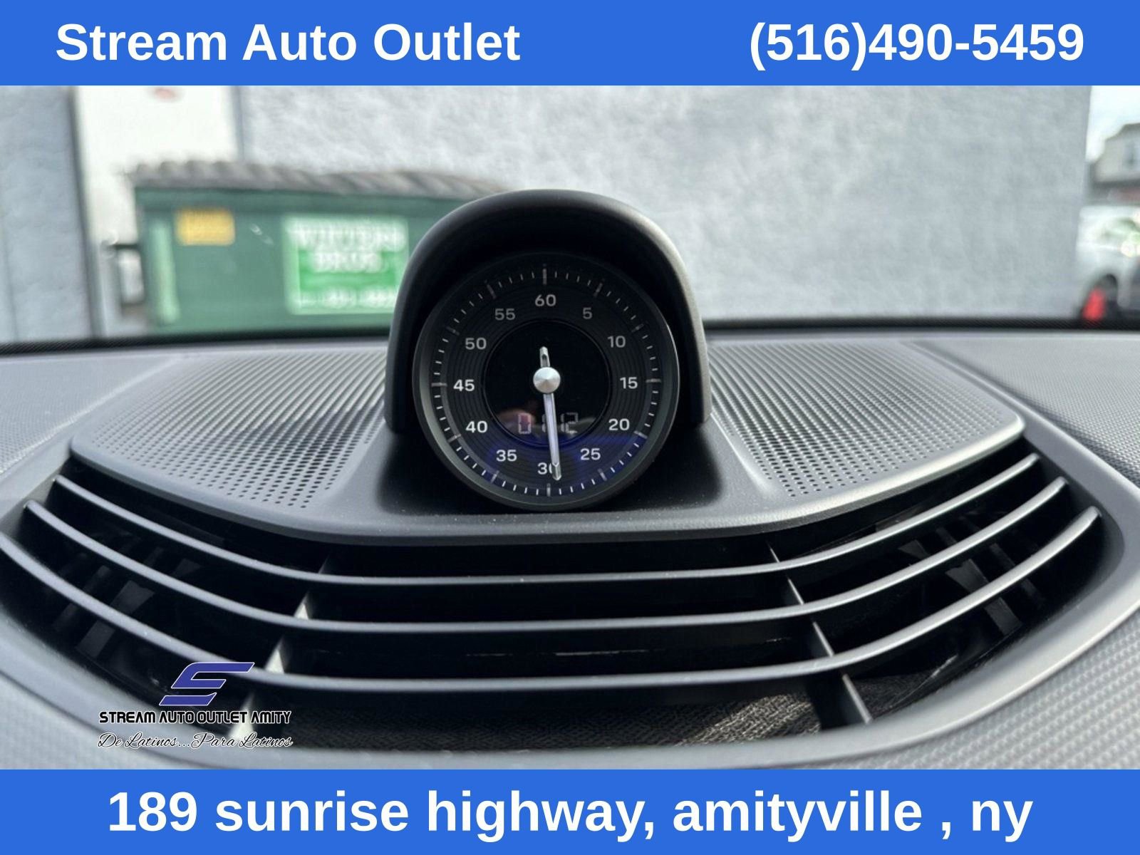 Used 2023 Porsche Taycan 4S AWD/4WD image 22