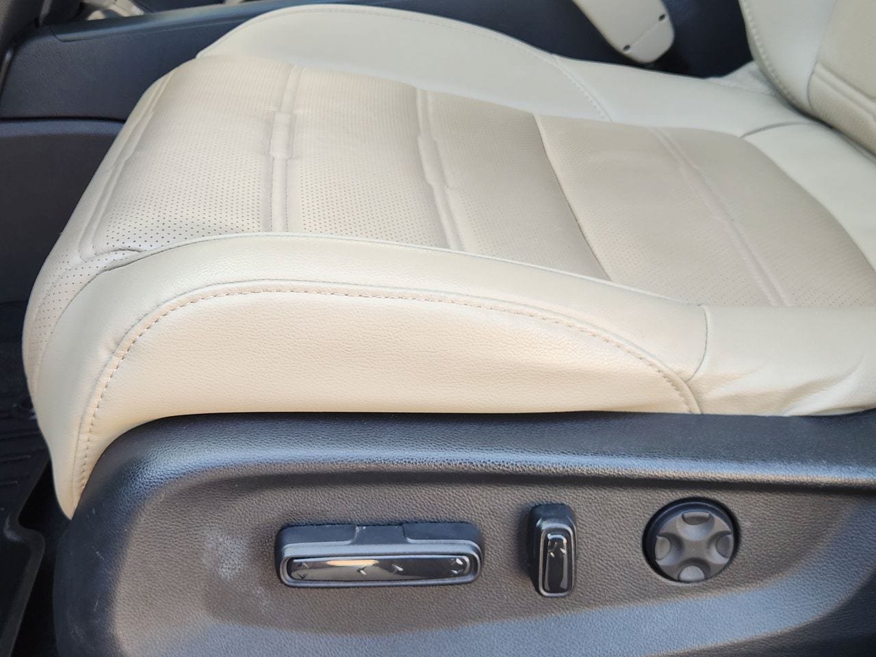 Used 2018 Honda CR-V Touring image 23