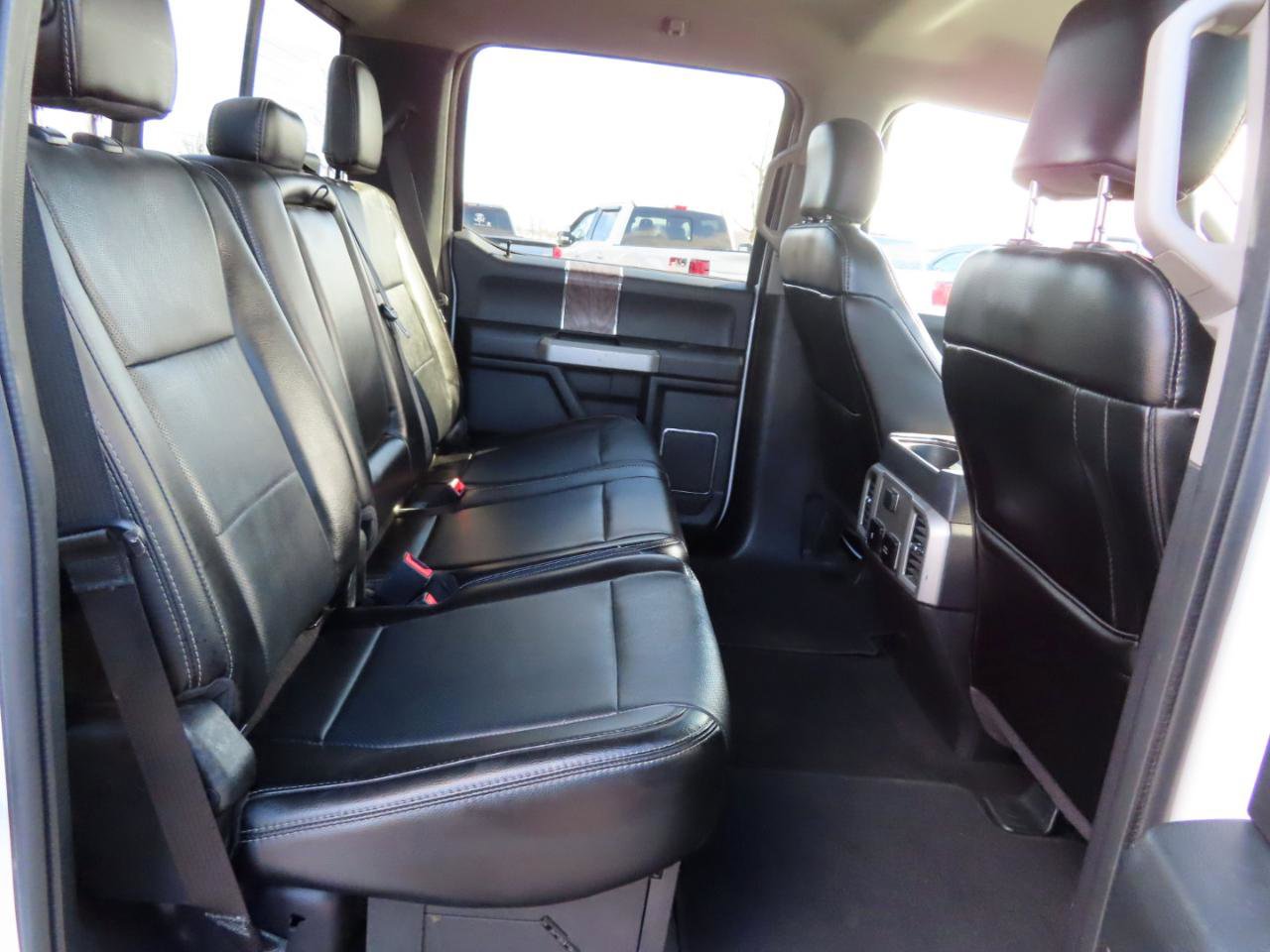 Used 2018 Ford F250 Lariat w/ Camper Package image 50