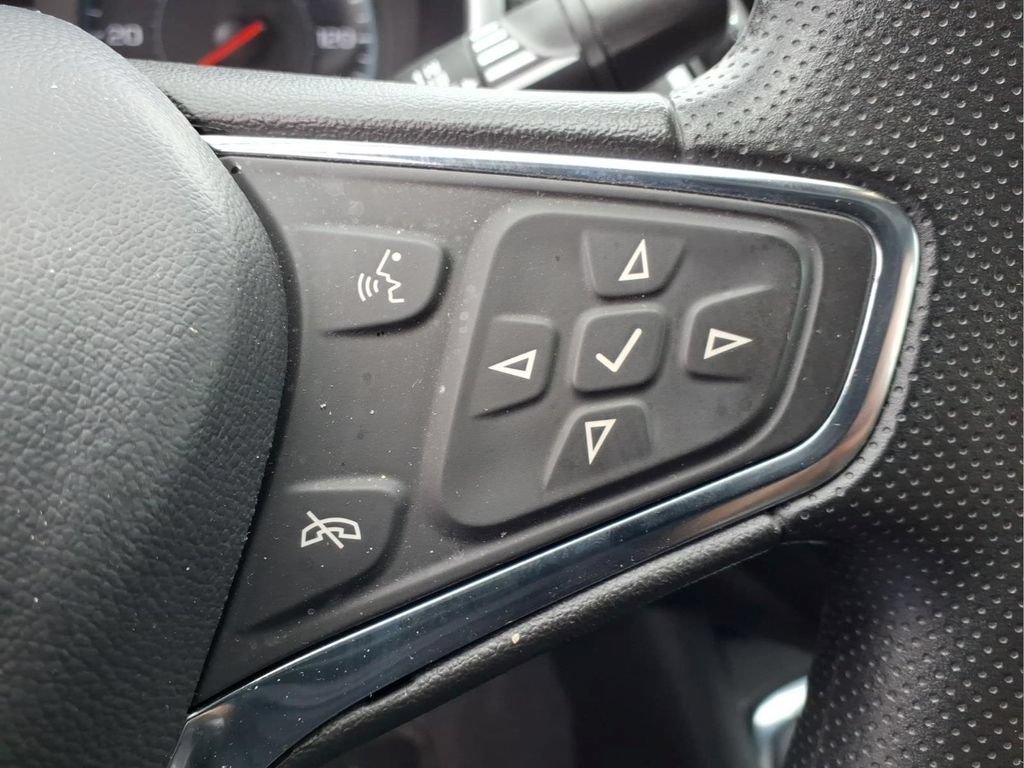 Used 2024 Chevrolet Malibu LT FWD image 20