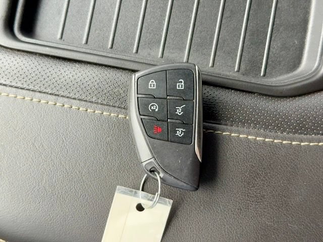 Used 2022 Chevrolet Tahoe Premier AWD/4WD image 35