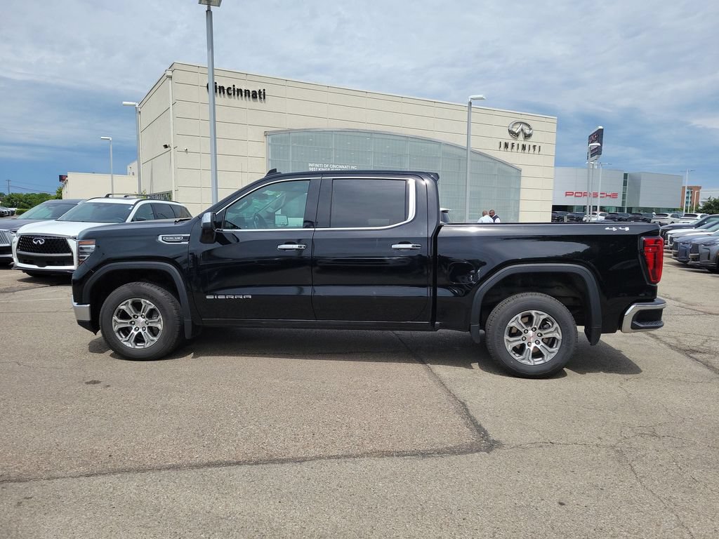 Used 2024 GMC Sierra 1500 SLT AWD/4WD image 2