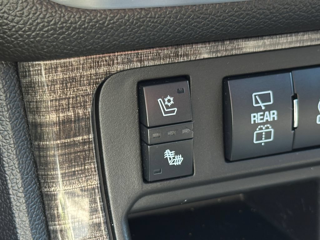 Used 2017 GMC Acadia Limited SLT AWD/4WD image 27