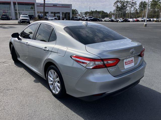 Certified 2020 Toyota Camry LE image 3