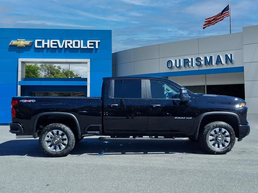 New 2026 Chevrolet Silverado 2500 Custom w/ Custom Value Package AWD/4WD image 2