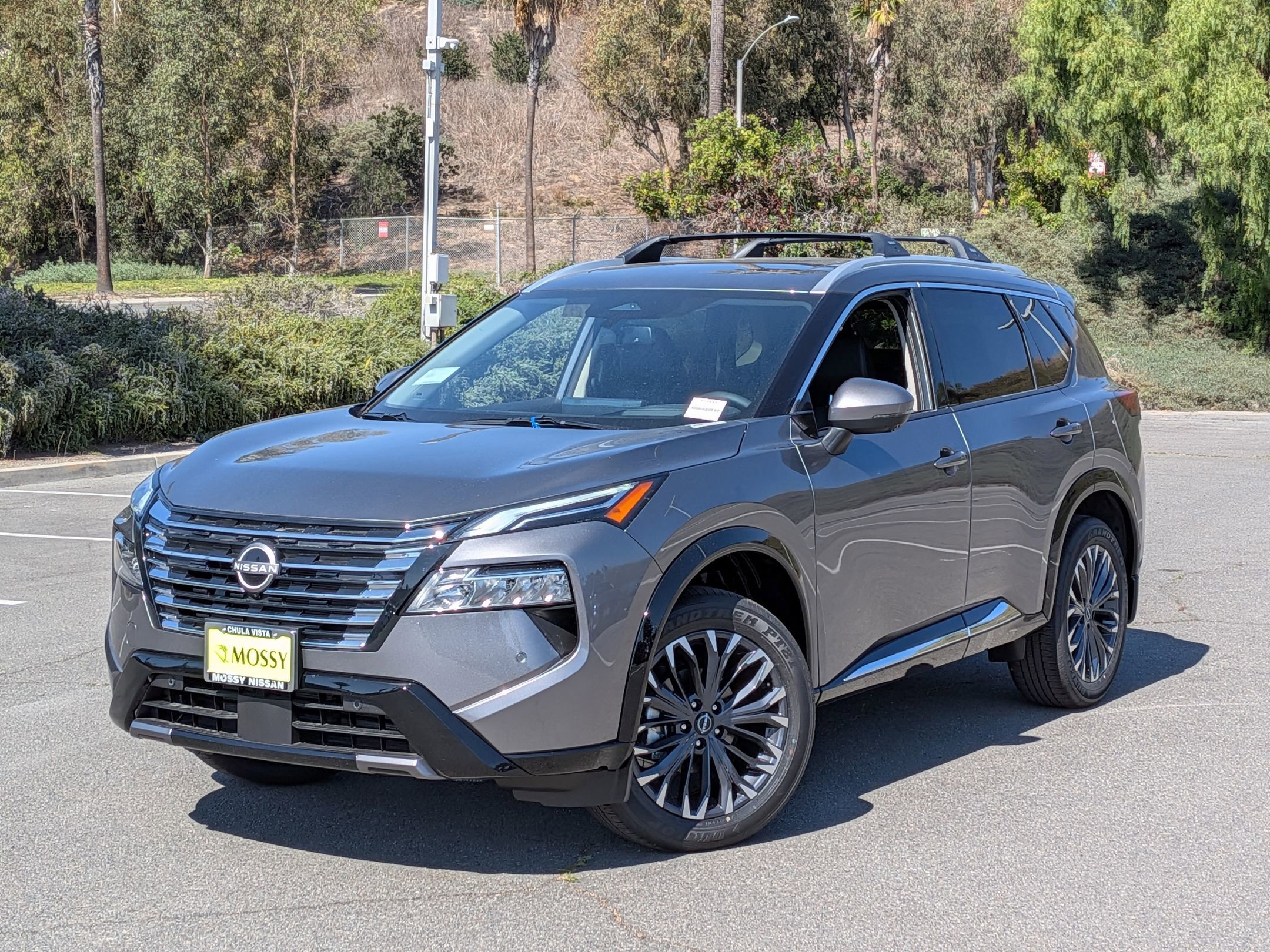 New 2026 Nissan Rogue Platinum image 1