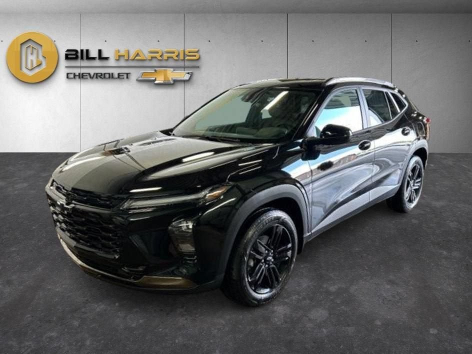 New 2026 Chevrolet Trax ACTIV w/ Sunroof Package