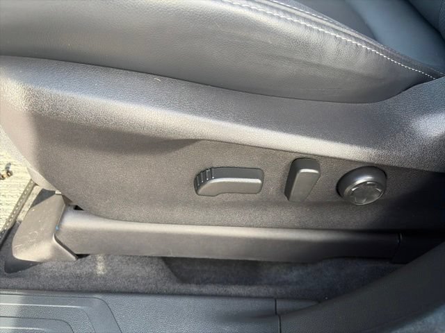 Used 2026 Subaru Ascent Limited AWD/4WD image 10
