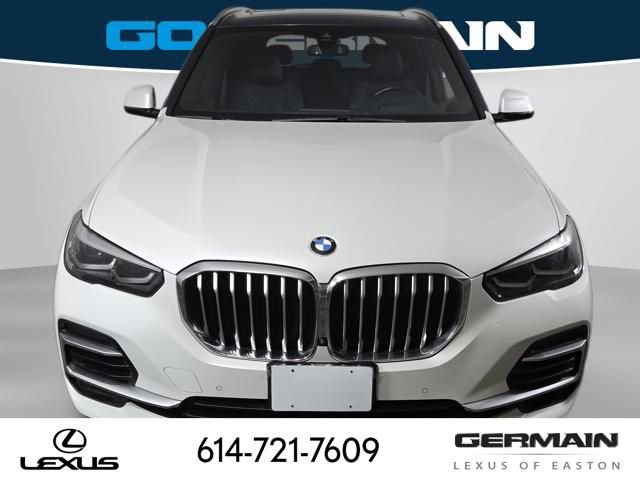 Used 2023 BMW X5 xDrive40i w/ Premium Package image 3