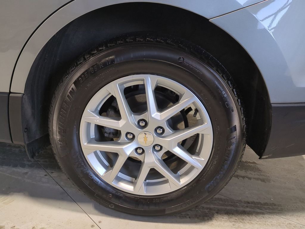 Used 2023 Chevrolet Equinox LT image 14
