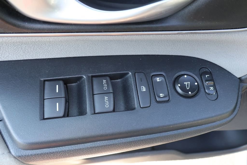 Used 2017 Honda CR-V EX image 12