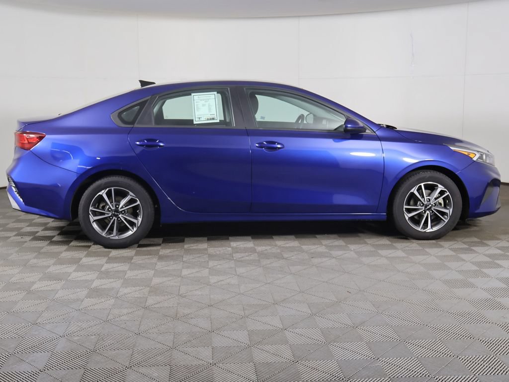 Used 2023 Kia Forte LXS FWD image 16