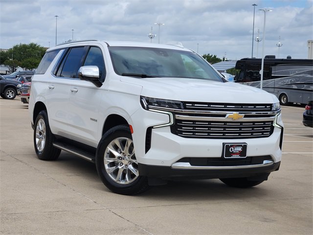 Used 2023 Chevrolet Tahoe Premier RWD image 2