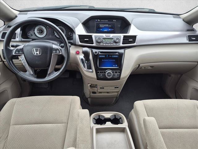 Used 2016 Honda Odyssey SE image 16