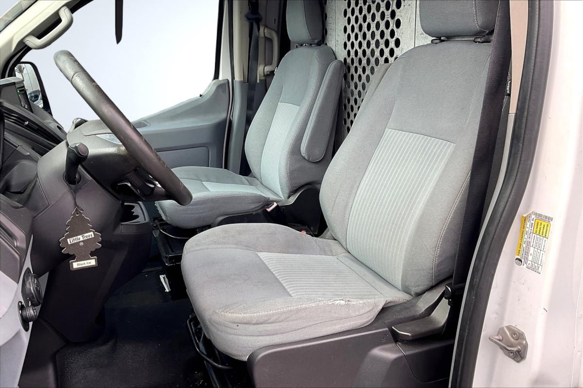 Used 2016 Ford Transit 250 130 Low Roof w/ Exterior Upgrade Package RWD image 25