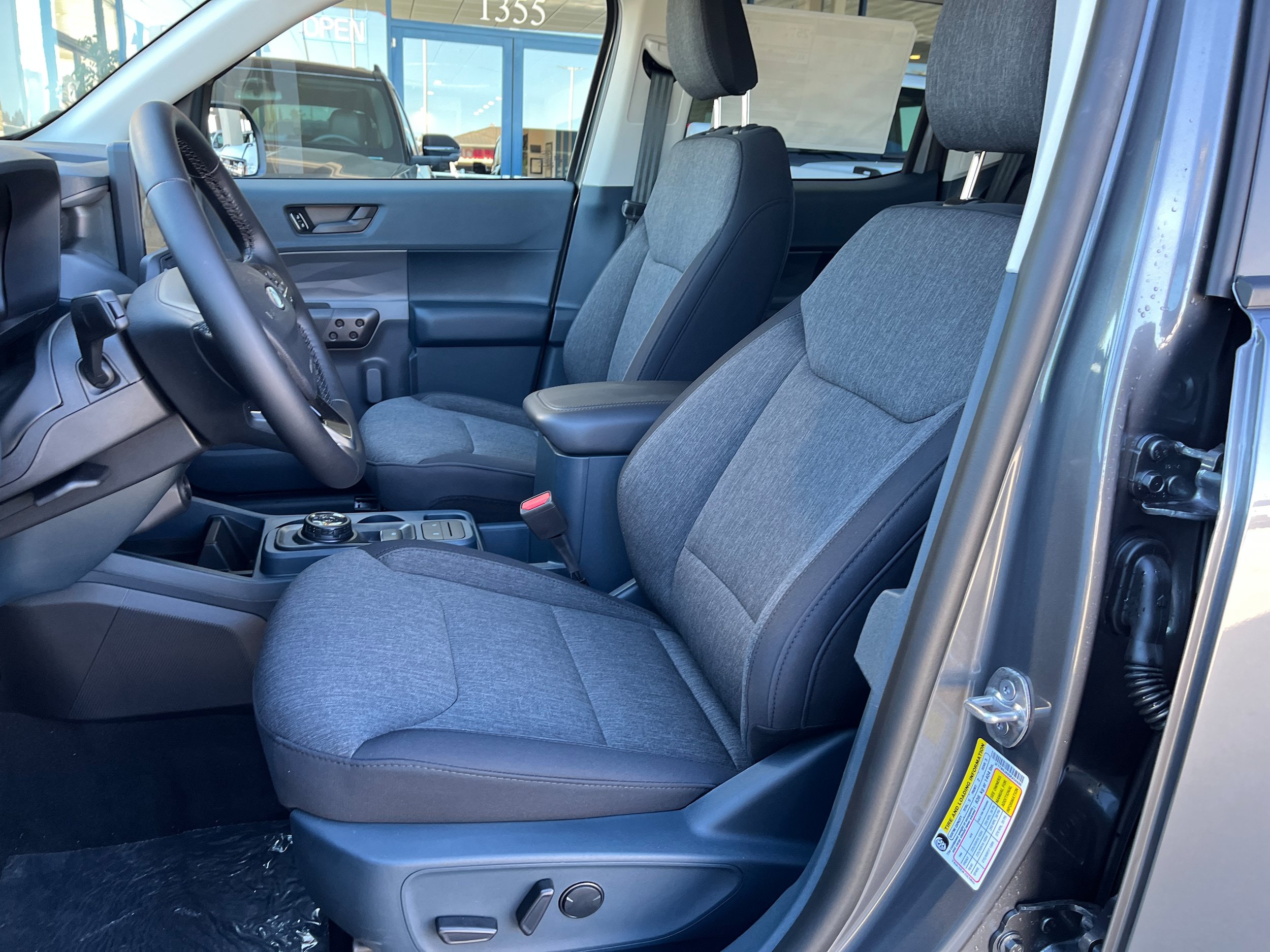 New 2025 Ford Maverick XLT w/ XLT Luxury Package AWD/4WD image 6