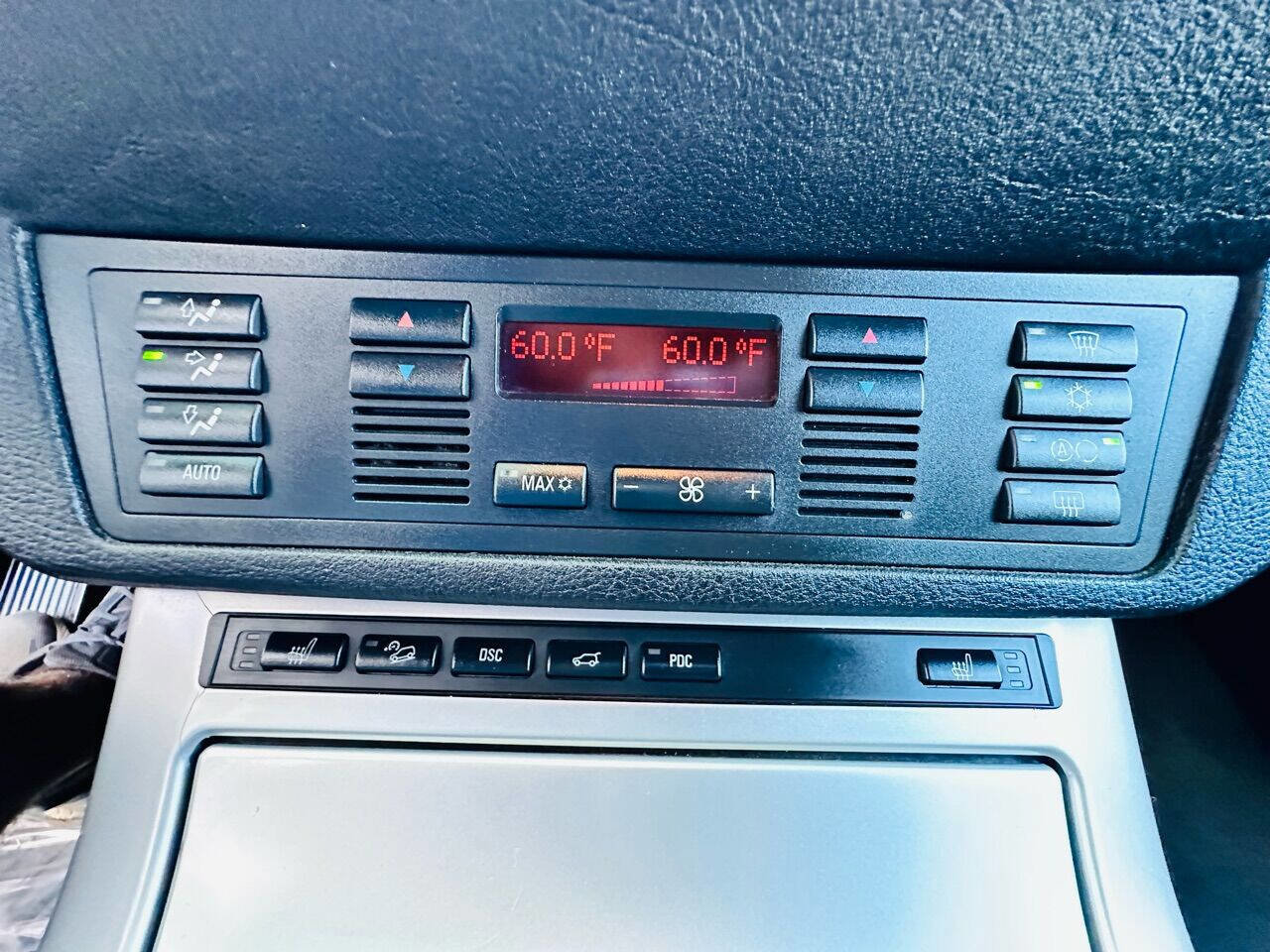 Used 2002 BMW X5 4.6is image 24