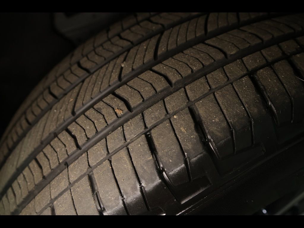 Used 2023 Jeep Grand Cherokee L Limited w/ Luxury Tech Group II image 29