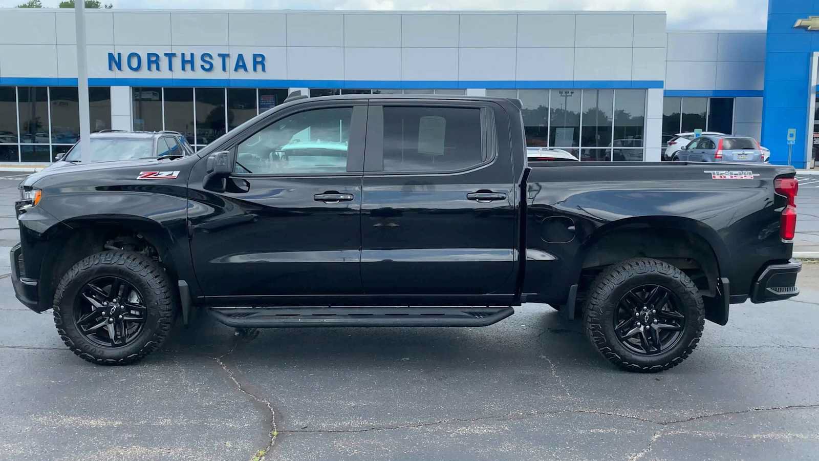 Certified 2022 Chevrolet Silverado 1500 LT Trail Boss w/ Convenience Package II AWD/4WD image 5