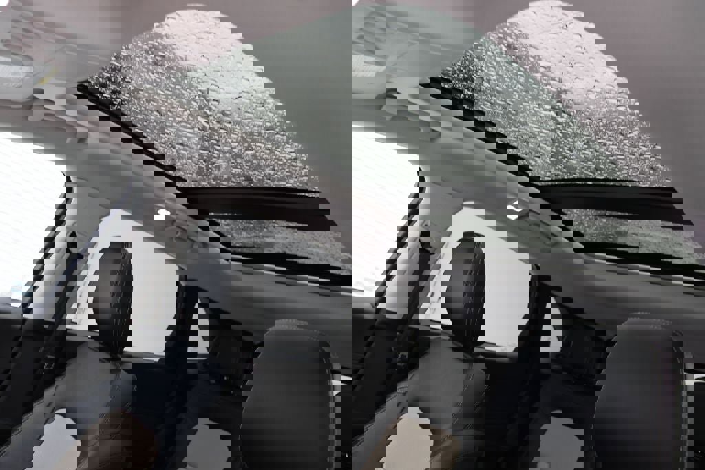 Used 2022 Ford Escape Titanium w/ Titanium Elite Package image 16