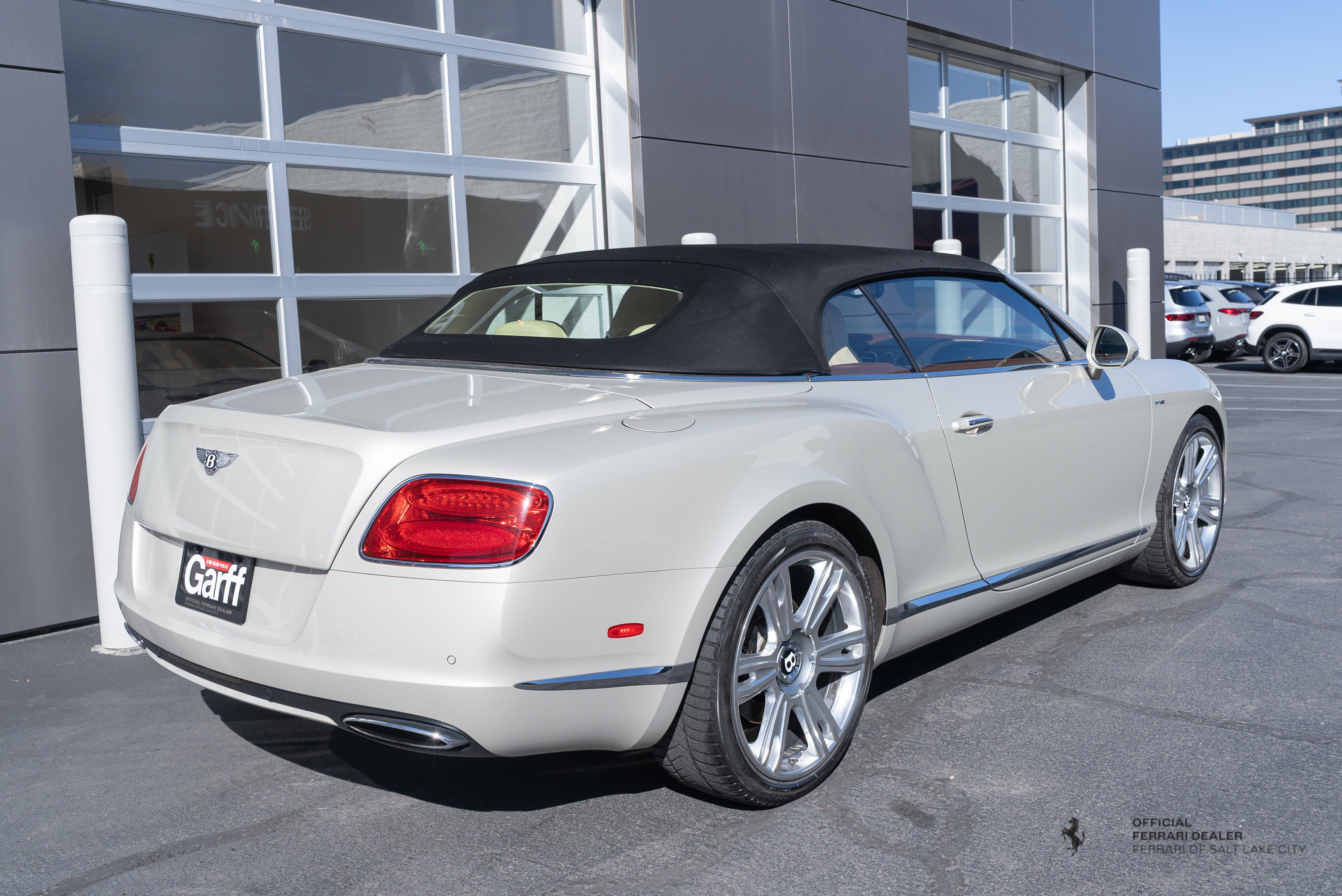 Used 2015 Bentley Continental GT image 9