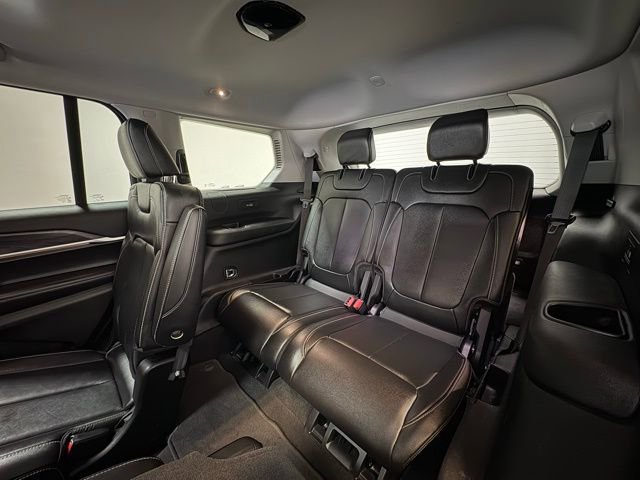 Certified 2022 Jeep Grand Cherokee L Limited image 19