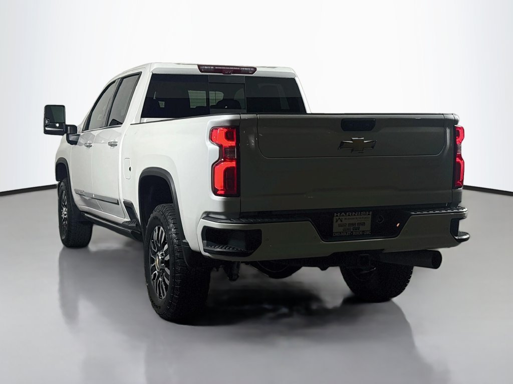 Certified 2024 Chevrolet Silverado 3500 High Country w/ Technology Package AWD/4WD image 5