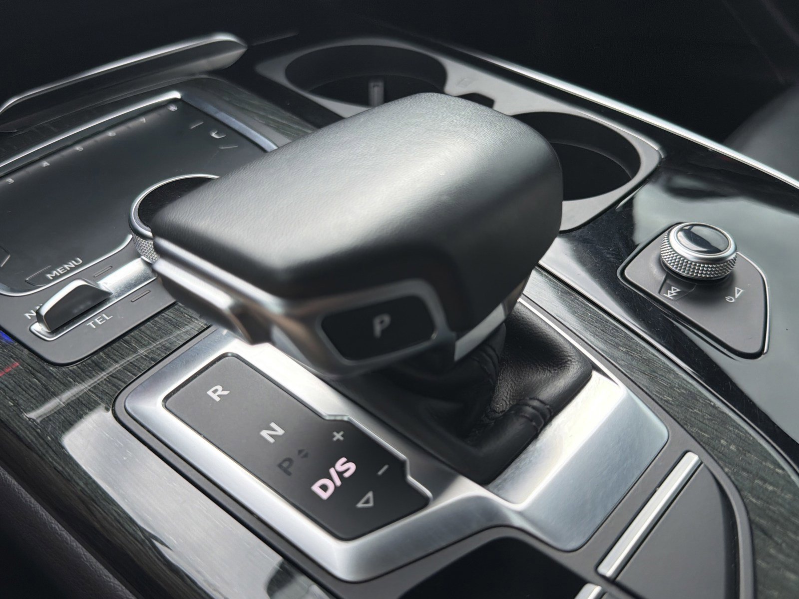 Used 2019 Audi Q7 3.0T Premium Plus w/ Premium Plus Package AWD/4WD image 24