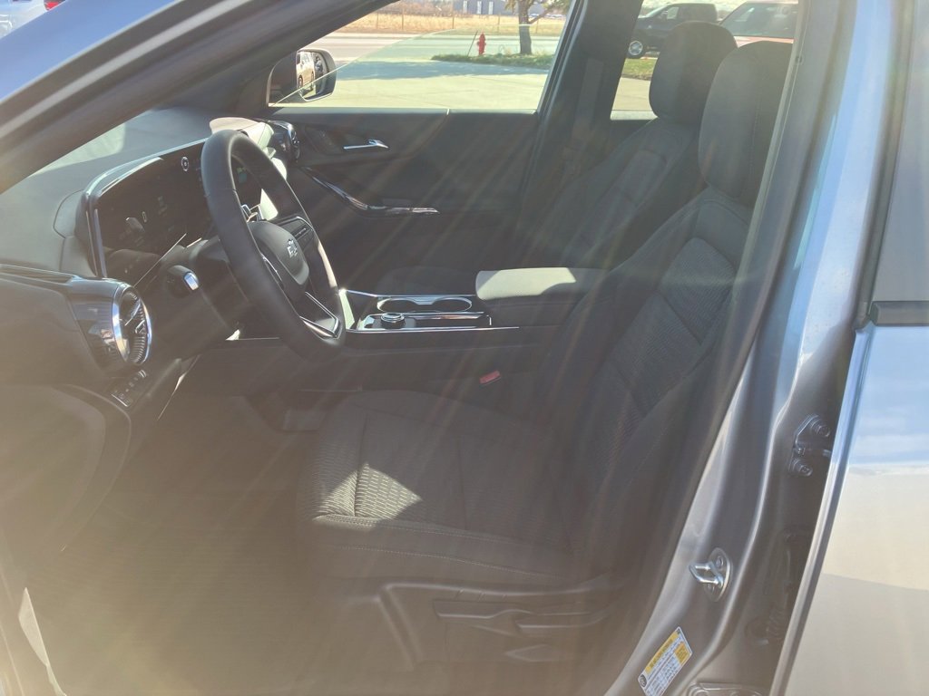 New 2026 Chevrolet Equinox LT image 9