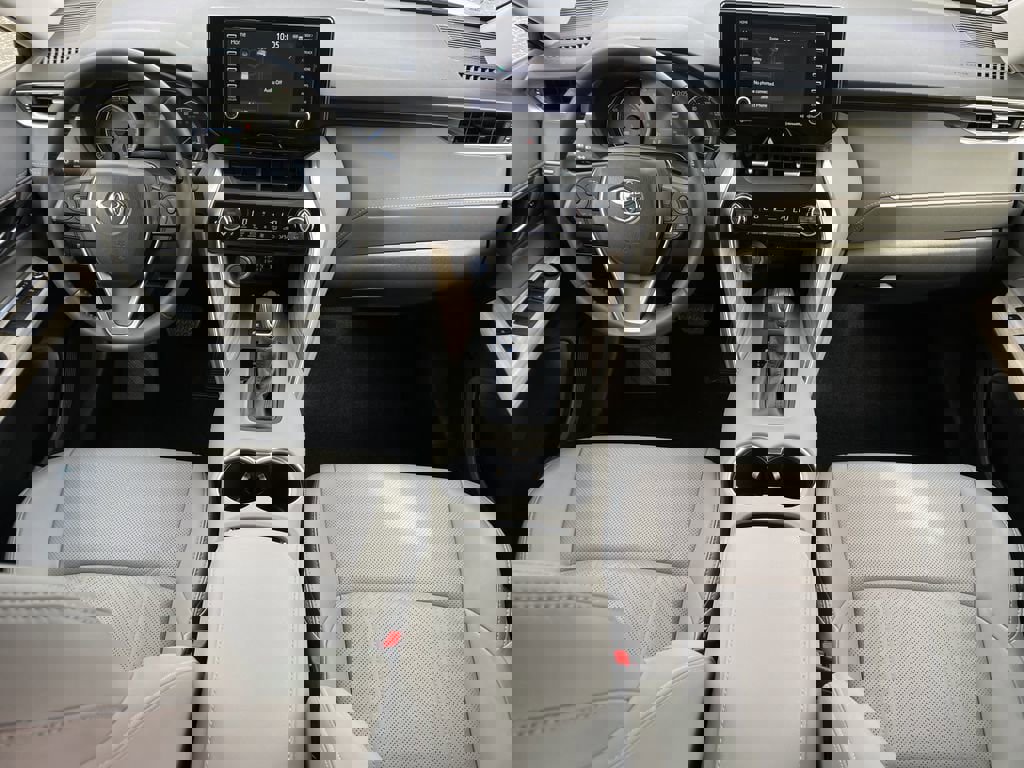 Used 2021 Toyota Venza XLE w/ Softex Package image 13