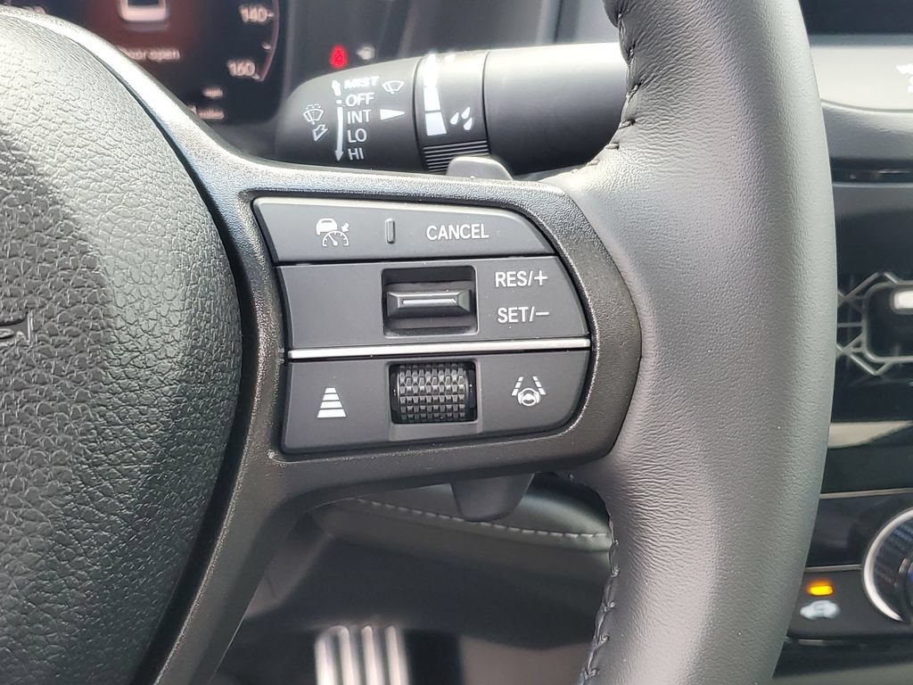 Used 2025 Honda Accord Sport image 14