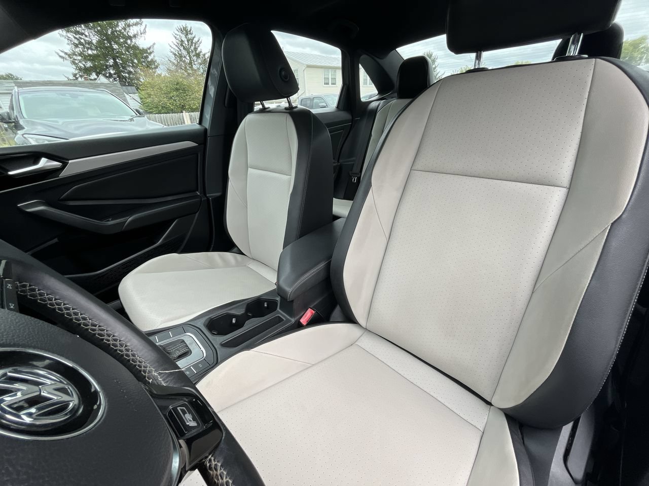 Used 2019 Volkswagen Jetta R-Line FWD image 5