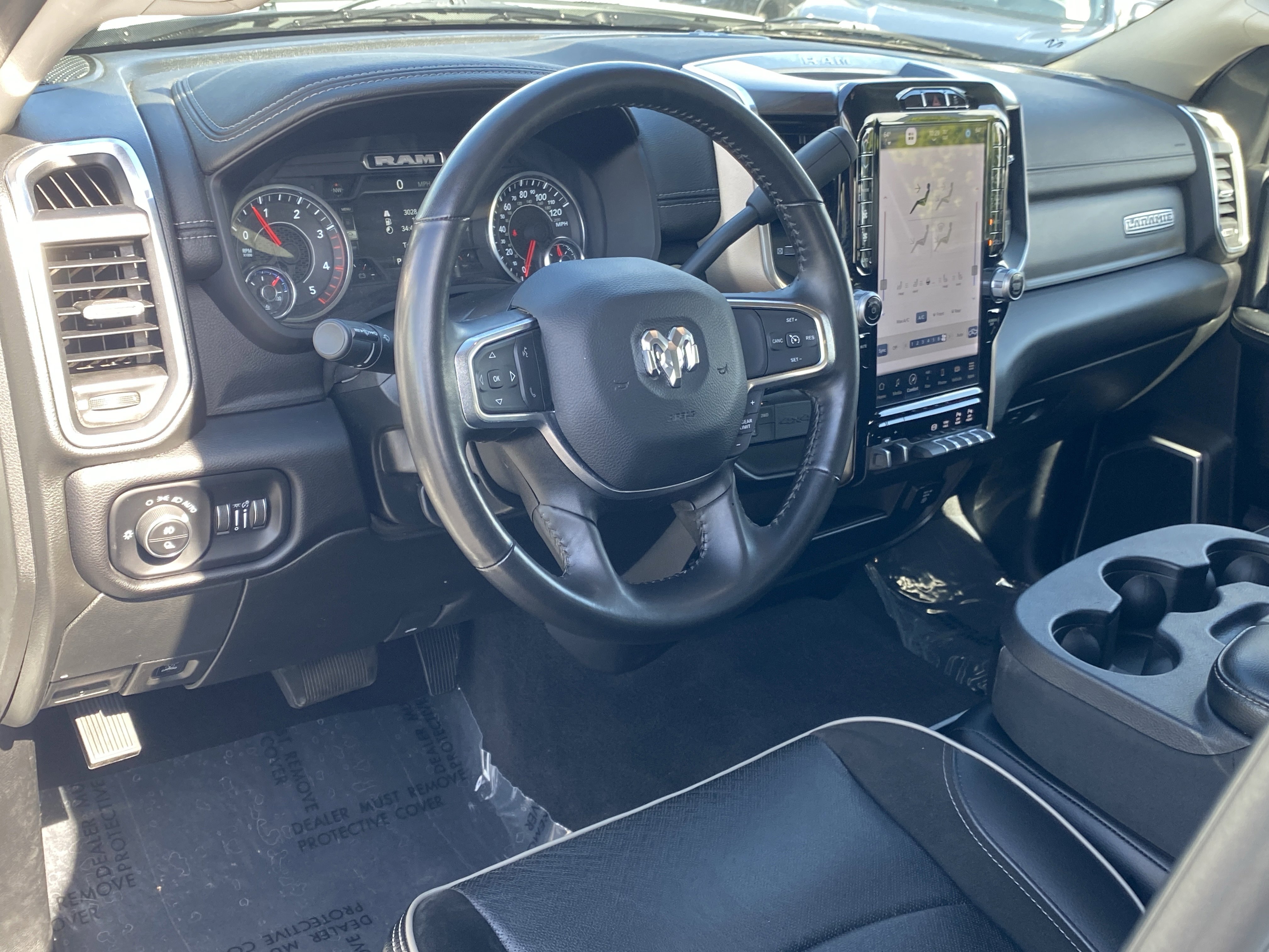 Used 2024 RAM 2500 Laramie image 14