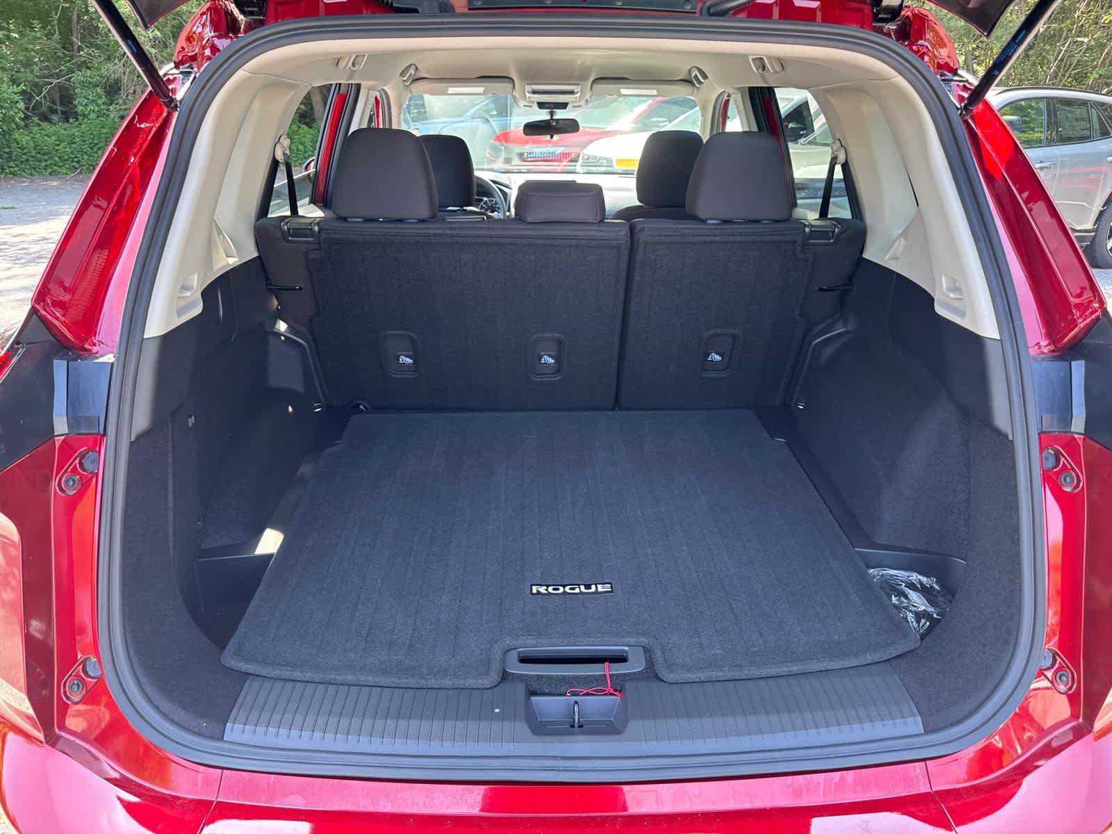 Used 2026 Nissan Rogue S AWD/4WD image 34