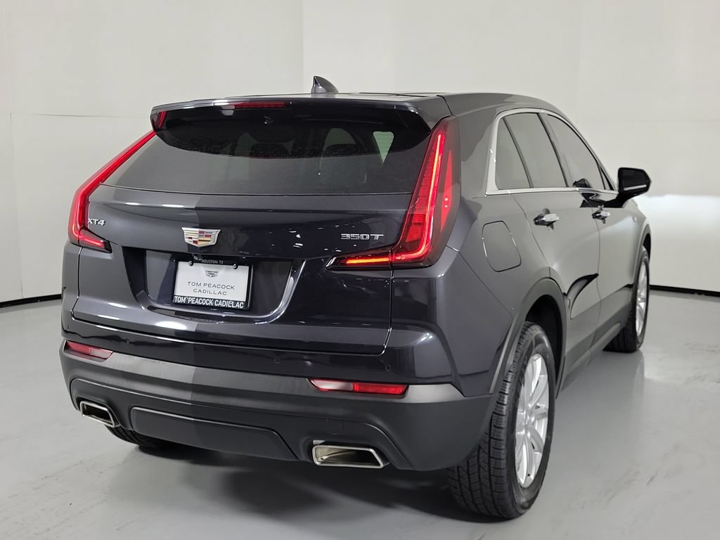 Certified 2023 Cadillac XT4 Luxury FWD image 3